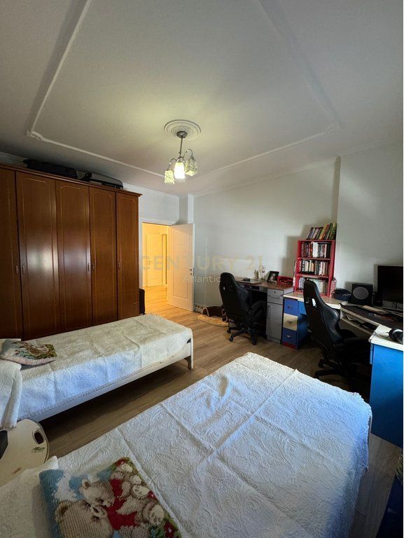 Apartament 2+2 Për Shitje në Plazh, Durrës