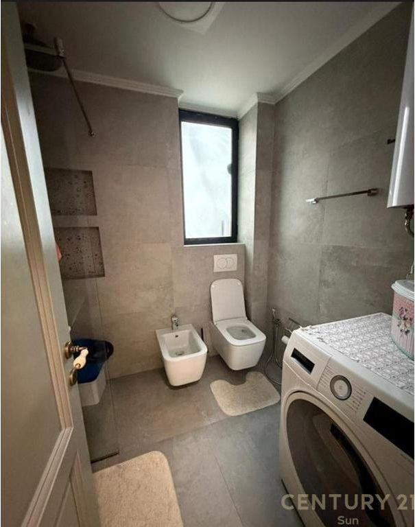 Apartament 2+1 me qira tek Rruga e Durresit! 600 € /Muaj