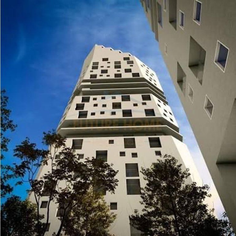 In vendita, Appartamento 2+1+2, "Shqiponja Square", Laprakë.