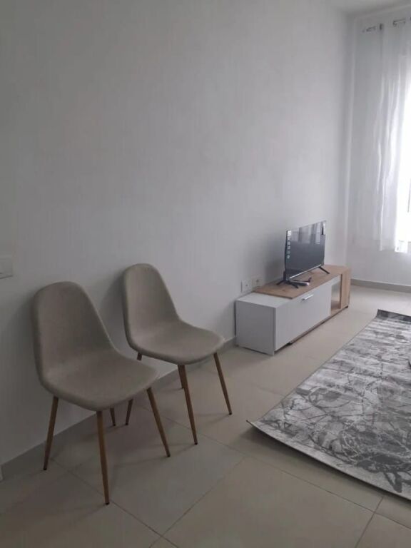 Appartamento in affitto 1+1 - 📍5 Maggio, complesso Gjelbert