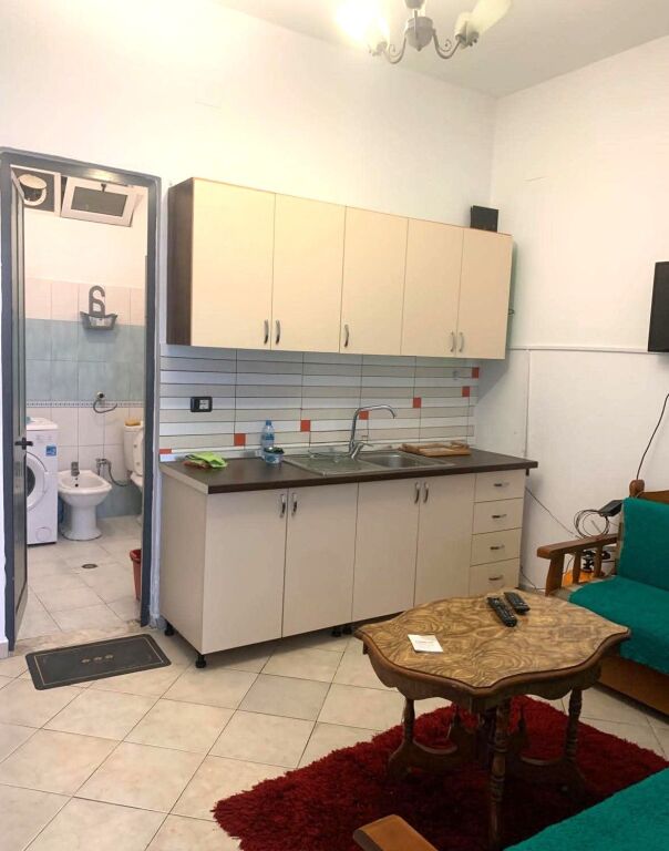 Tirana, 1+1 apartment for rent, 1st floor, 50m2.