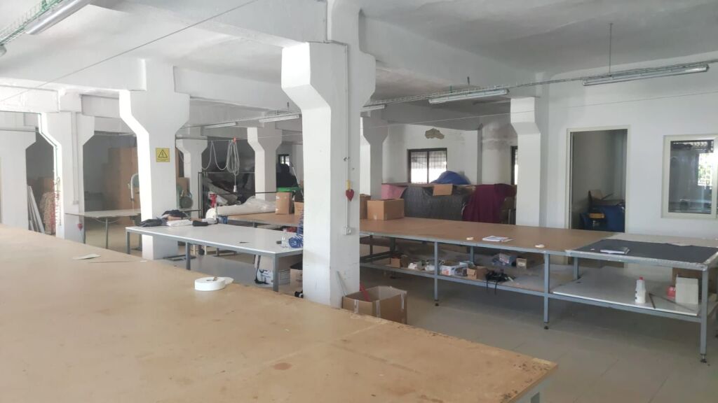 MAGAZZINI IN AFFITTO 900M2 KOMBINAT 360.000 LEKE FH-76333