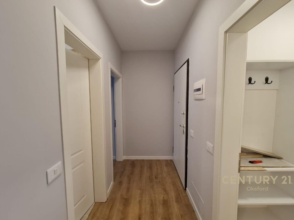 Modern Apartment 1+1 for Rent in the Xhamllik Area!
