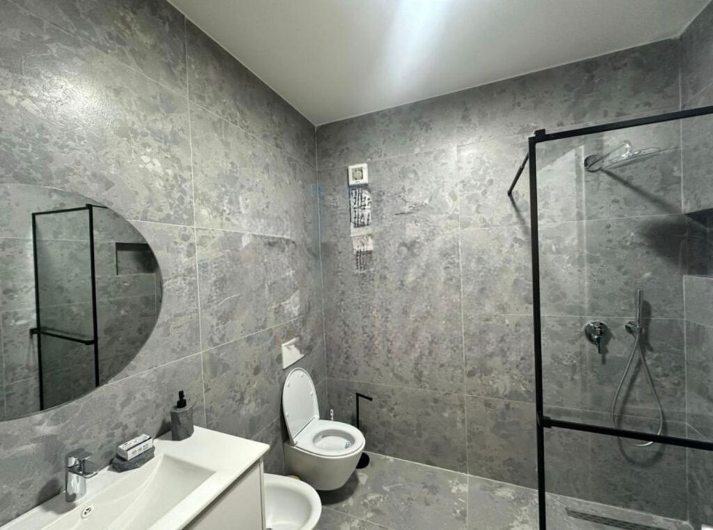 🏡 NUOVO SUPER APPARTAMENTO IN AFFITTO – ZOGU I ZI ✨