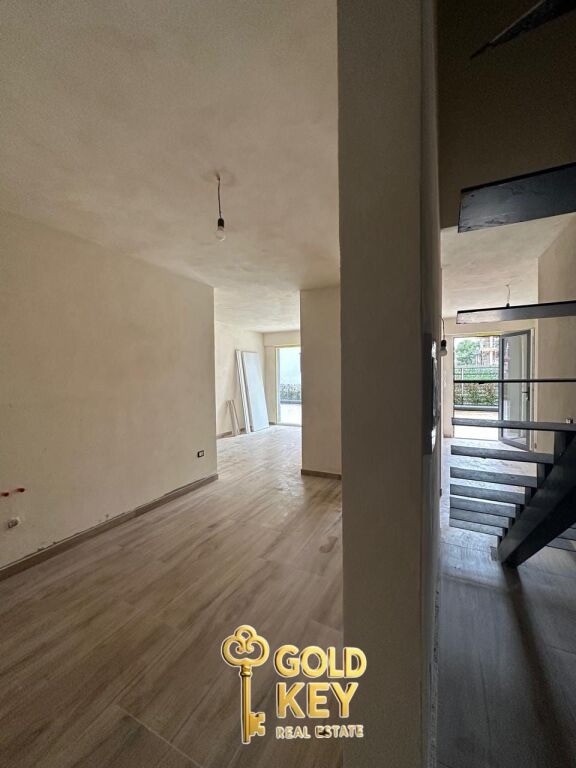 🏡 SHITET DUPLEX GOLEM DURRES