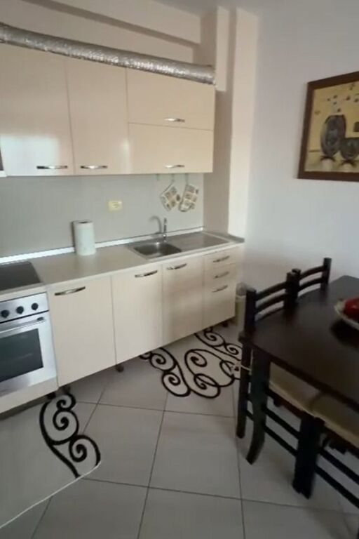Apartament 1+1 me qira – Astir !