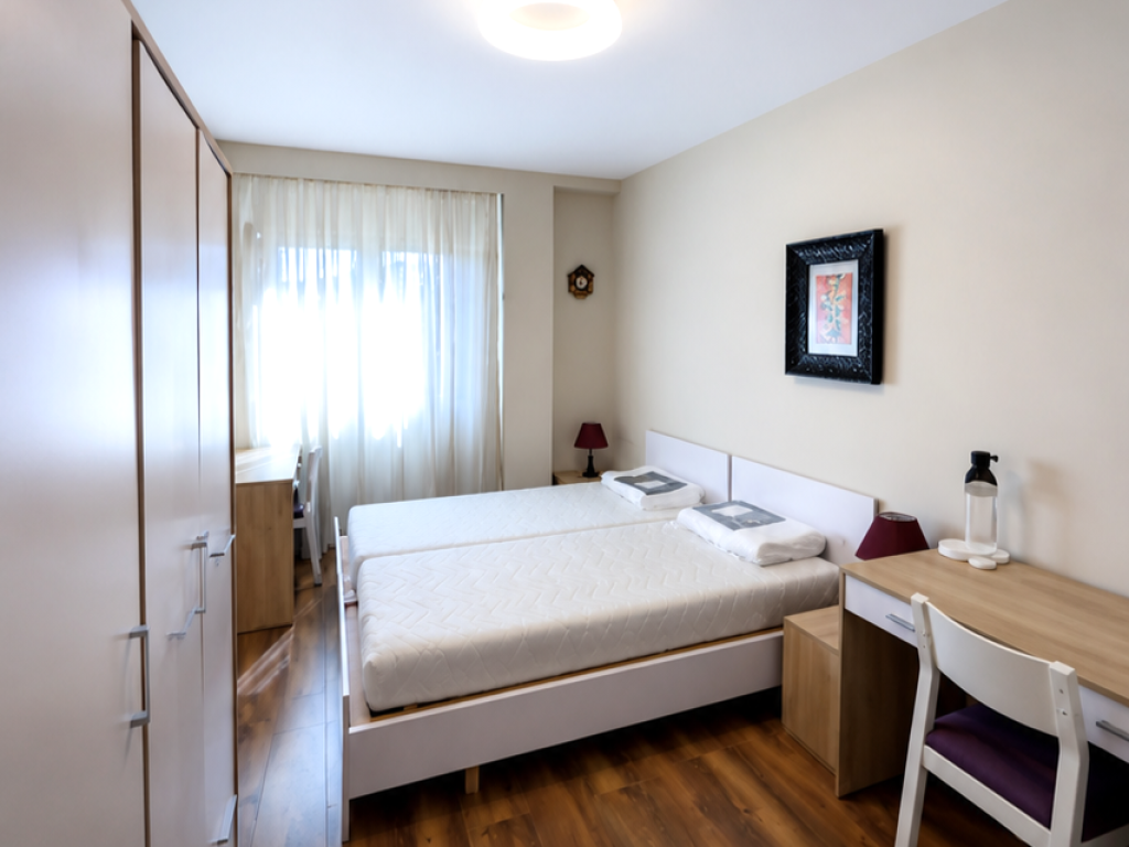 APARTAMENT NE SHITJE 2+1+2 ,RRUGA MINE PEZA PRANE ZOGUT TE ZI