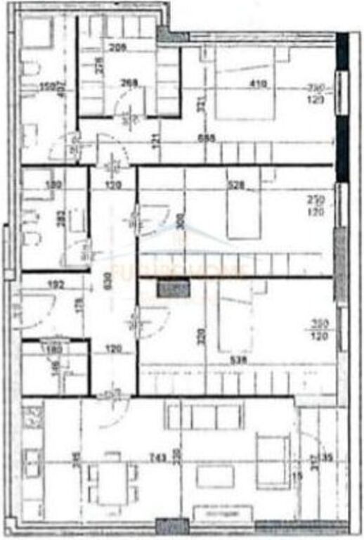 Shitet, Apartament 3+1+2, Komuna e Parisit "Kika 3"