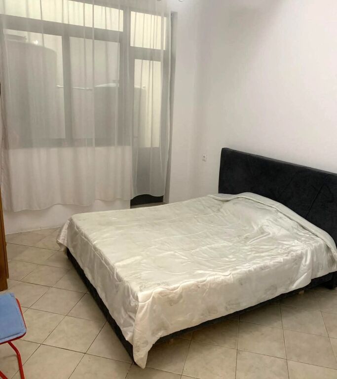 Tirana, 1+1 apartment for rent, 1st floor, 50m2.