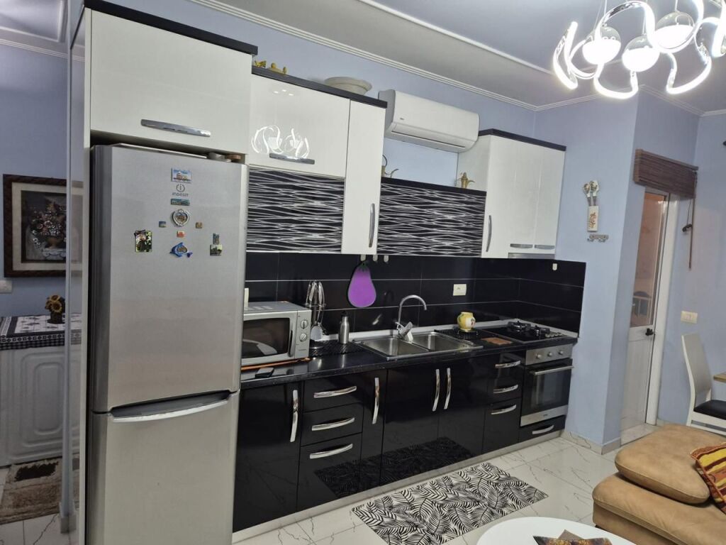 Apartament me qera 2+1 - 📍Tregu Elektrik, rruga Todi Shkurti