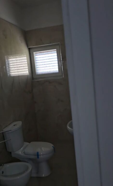 Qera | Vilë 1 + 1 | Rruga 5 Maji | 450 €/muaj