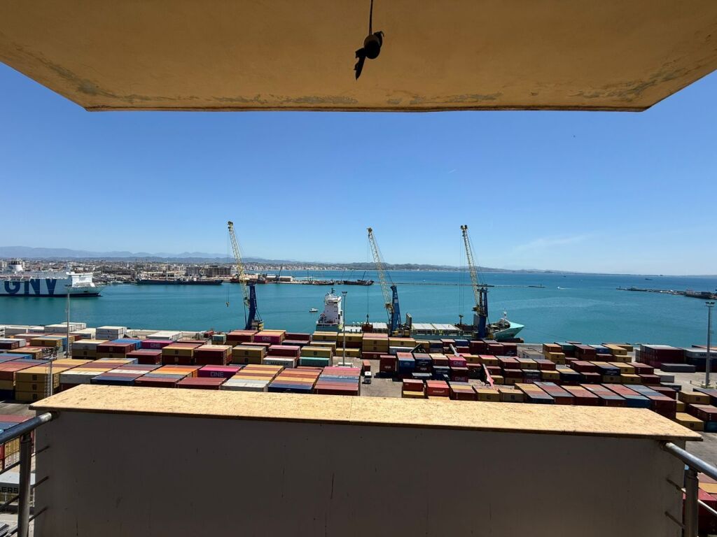 Ekskluzive!!! Apartament me qera në Rruga Egnatia, Durrës