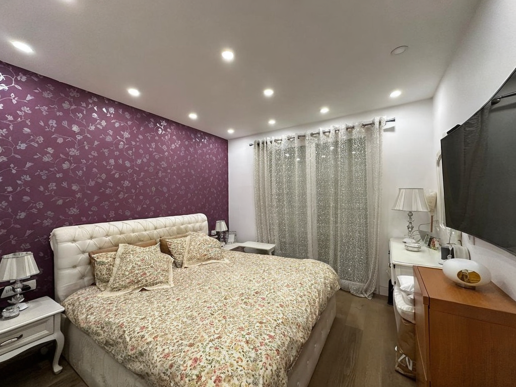 Shitet Apartament 3+1+Kuzhine te vecuar tek Kompleksi Kika 1, prane Union Bank!