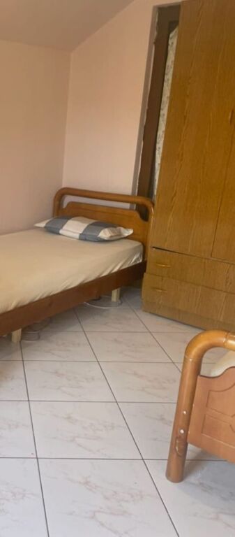 GARSIONERE 14000 LEKE,XHAMLLIK,PRANE MARKATES SE PESHKUT