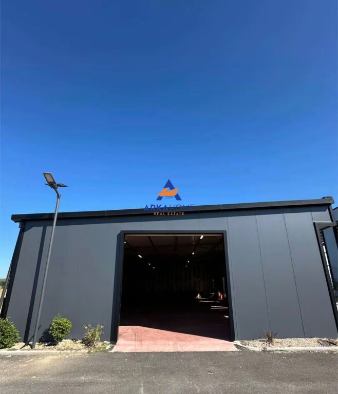 WAREHOUSE FOR RENT 240M2 "IN VALIAS" 70,000 LEKE