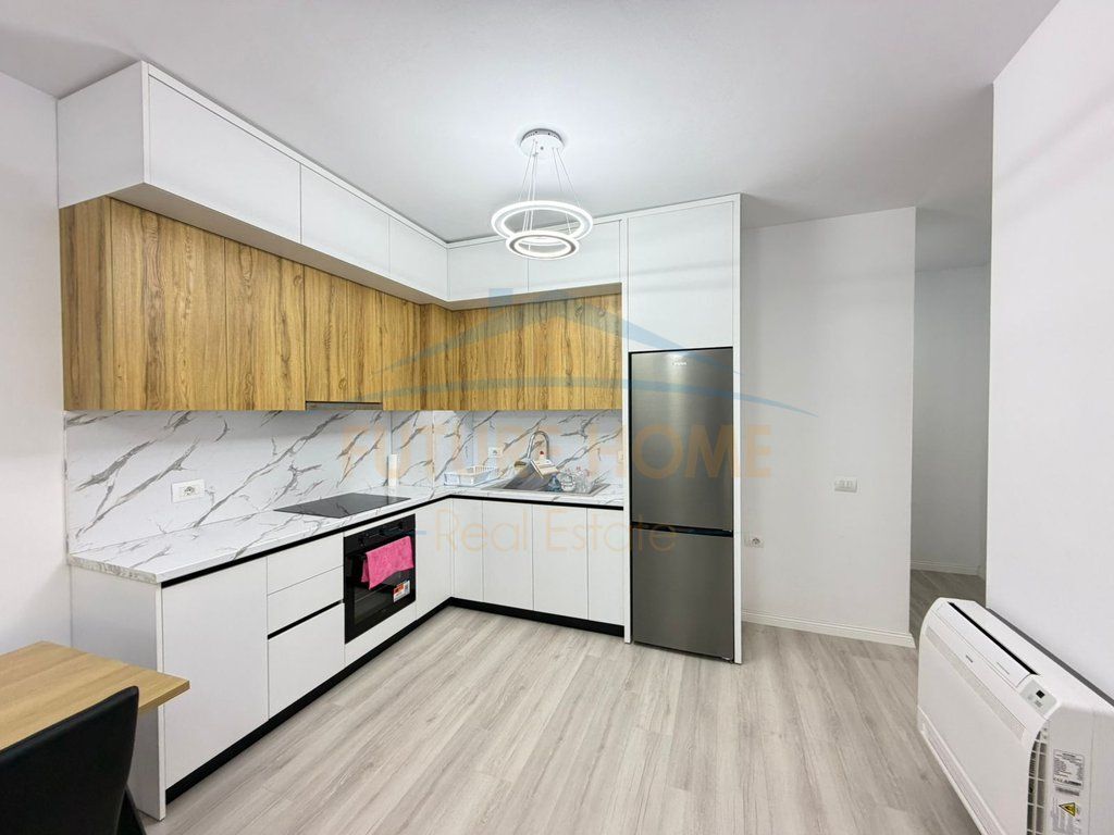 Qera, Apartament 2+1, Univers City