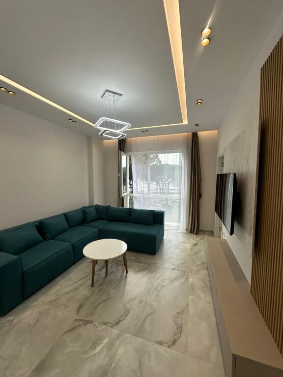 🌊 Super Apartament 2+1 për shitje te White Tower Residence, Golem 📍