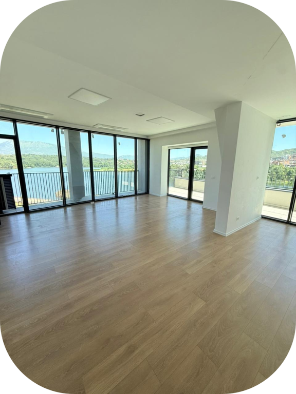 FOR RENT - OFFICE/BUSINESS SPACE AT LAKE VIEW RESIDENCE