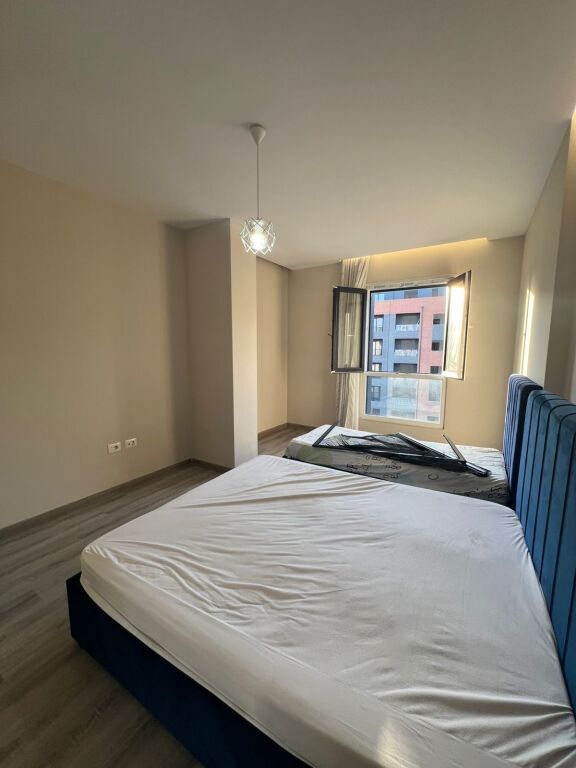 KAMEZ APARTAMENT ME QERA 1+1