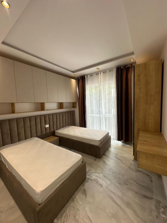 🌊 Super Apartament 2+1 për shitje te White Tower Residence, Golem 📍