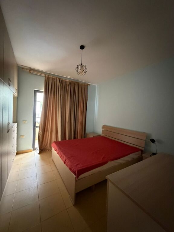 Apartament me qera 2+1 te Komuna e parisit