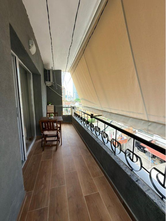 Qira, Apartament 2+1+2 Poste Parkimi, Pazari i Ri.