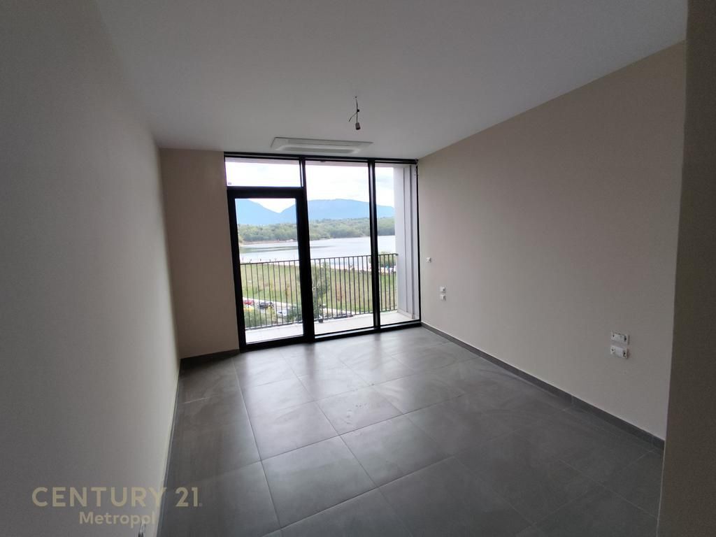 Apartment 2+1+2 for rent at Lake View