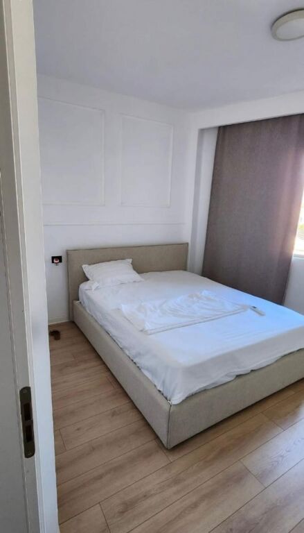Shitje | Apartament 1 + 1 | Pallatet e Verdha | 105000 €