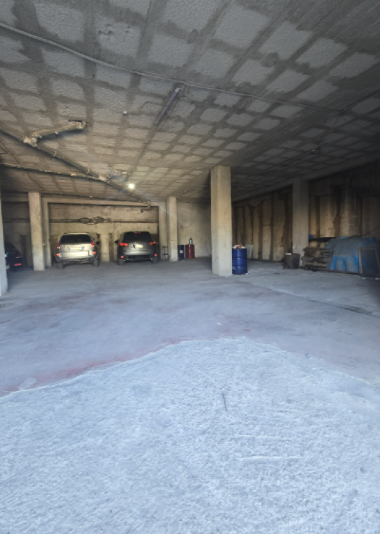 ✅ Locale Commerciale in Affitto – Selitë
