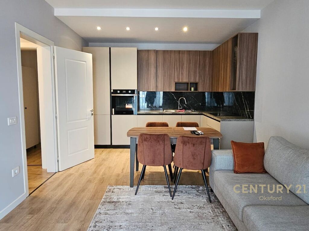 Modern Apartment 1+1 for Rent in the Xhamllik Area!