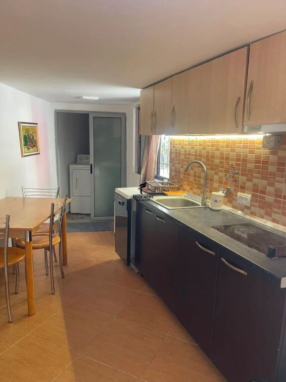 APARTAMENT ME QERA 1+1 KOMUNA PARISIT 45.000 LEKE FH-76256
