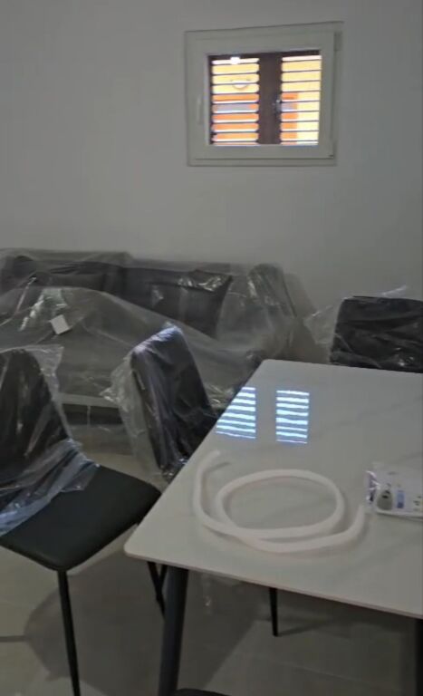Qera | Vilë 1 + 1 | Rruga 5 Maji | 450 €/muaj