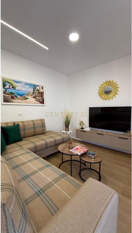 Apartament 1+1 Me Qira në Plazh, Durrës 50m Larg Detit ! 600 € /Muaj