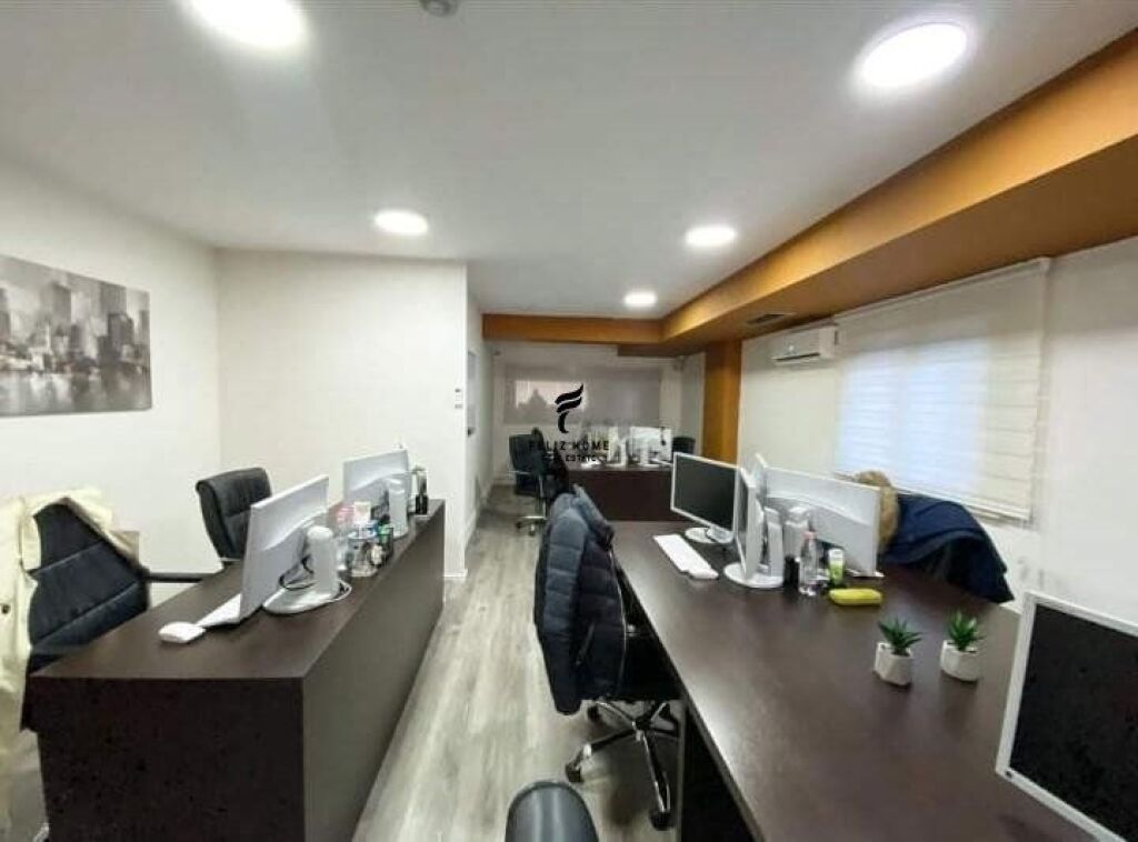 ZYRE ME QERA 200M2 BLLOK 3.500 EURO FH-76346