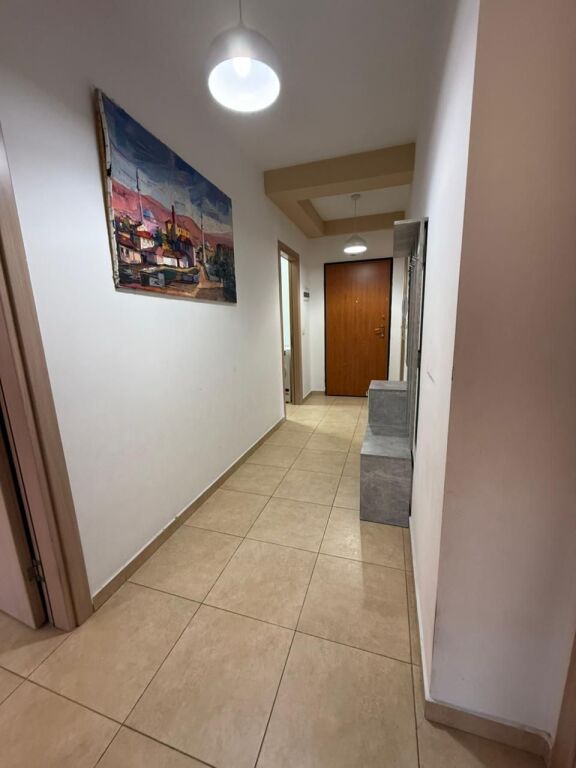 Jepet me qira apartament 2+1