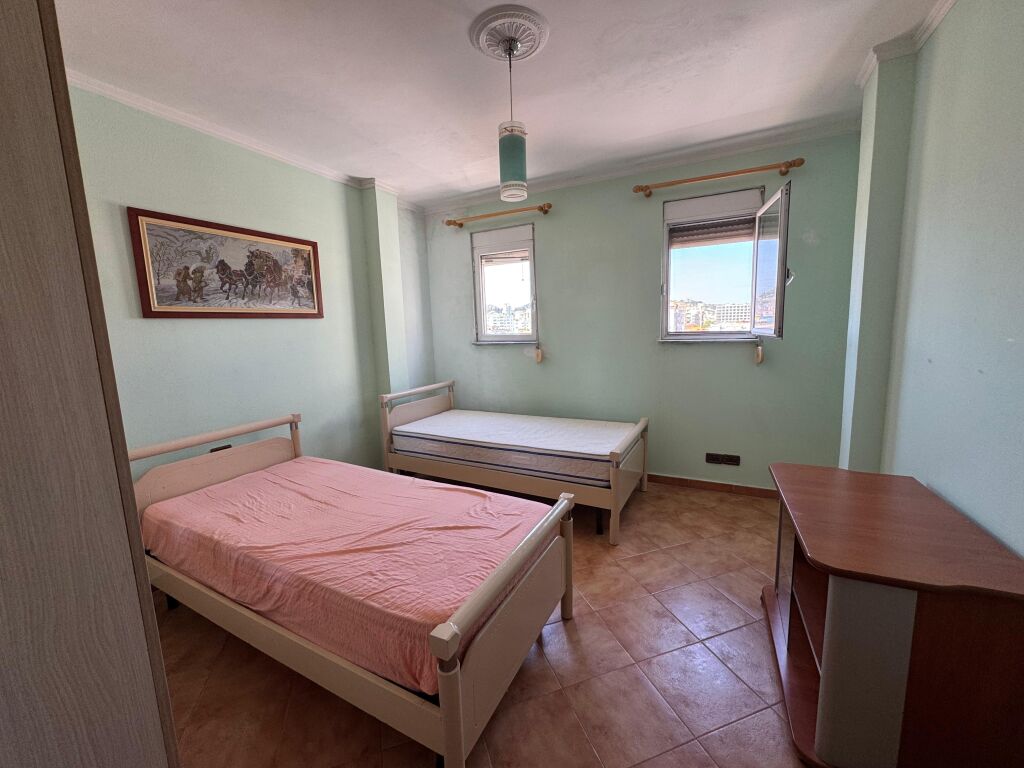 Shitet Apartament 2+1 Pamje Fantastike Deti