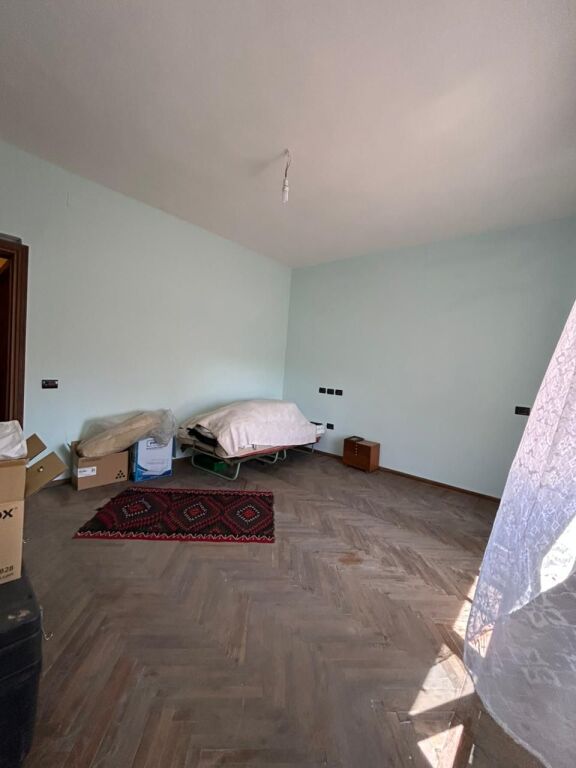 Shitet Apartament 2+1 | Pallati i Sportit, Durrës
