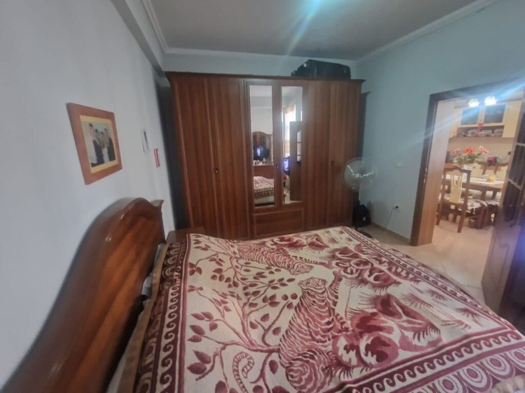 Apartament 3+1 ne shitje , Ish Blloku