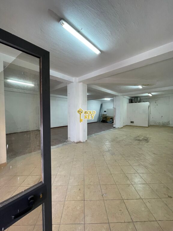 🏡 SHITET AMBIENT BIZNESI PRAN KAZAZIT DURRËS