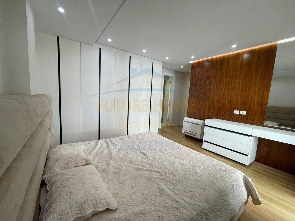 Qera, Apartament 2+1+ Post Parkimi, Liqeni Thatë, Tiranë.