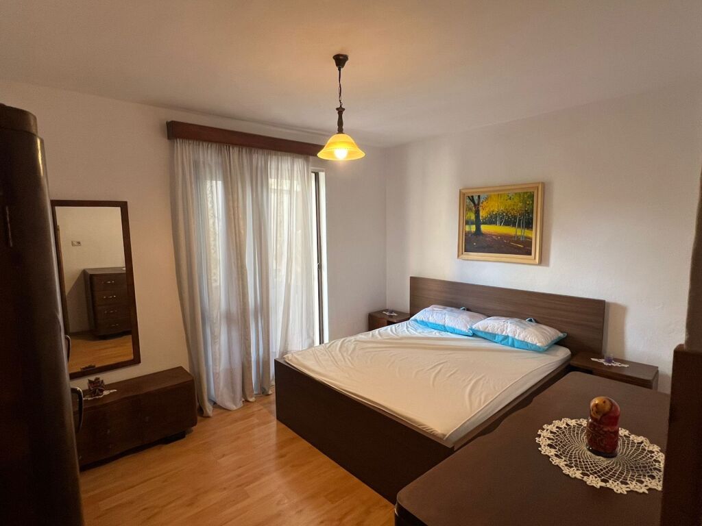 🏠 Appartamento 3+1 in affitto 📍 Via Fortuzi, Tirana💶 60.000 lek/mese