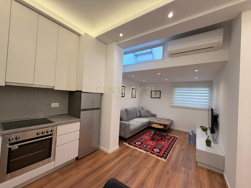 APARTAMENT 1+1 ME QIRA KAT VILE RRUGA E DURRESIT! 550 € /Muaj