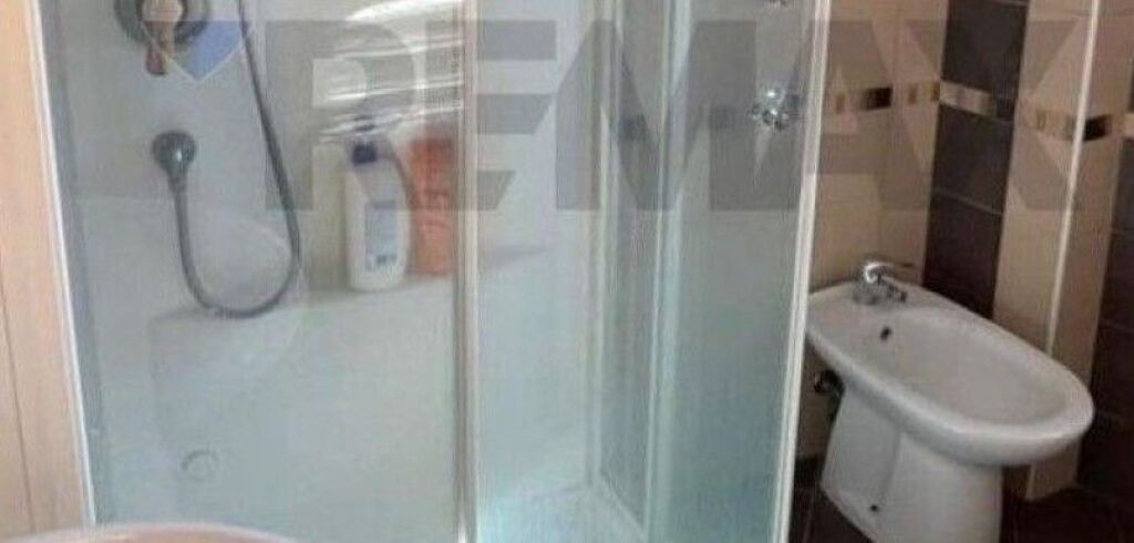 Appartamento 2+1+2 in vendita in Via Elbasan  ID:530551001-471