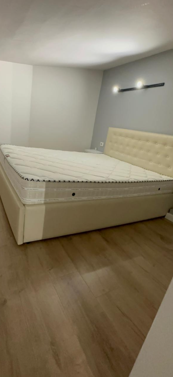 Duplex me qera Kodra e Diellit