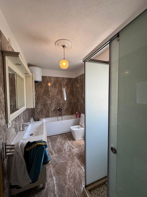 Private house for rent Shkallnur