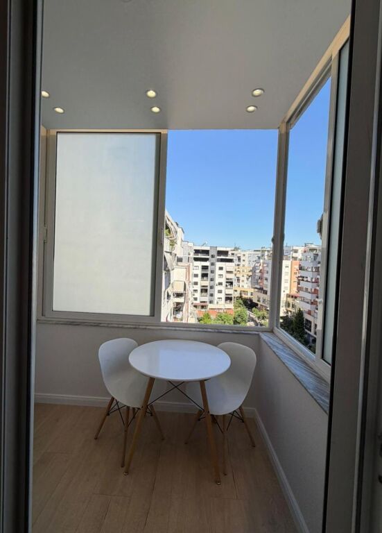 🏡 Shitet Apartament 1+1  📍 Rr. Teodor Keko (pranë Raiffeisen Bank), Astir
