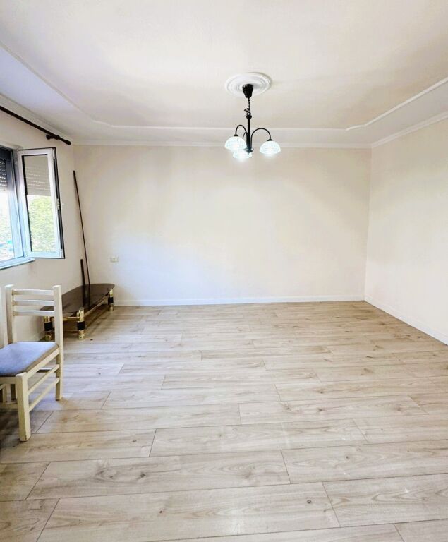 🏡Appartamento 1+1 in vendita in via Irfan Tomini📍