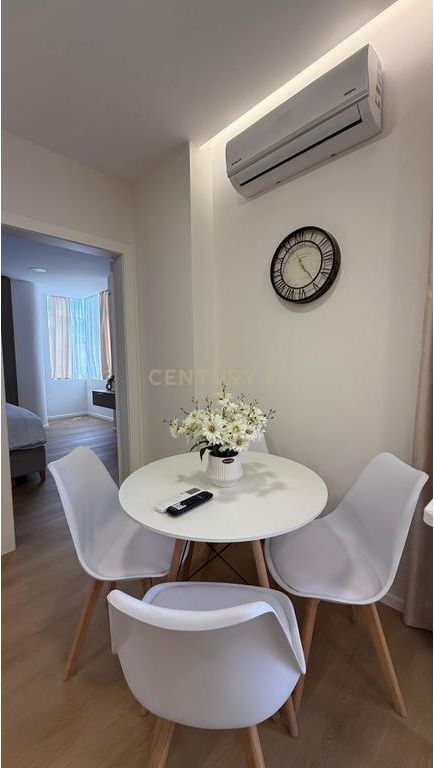 Apartament 1+1 Me Qira në Plazh, Durrës 50m Larg Detit ! 600 € /Muaj