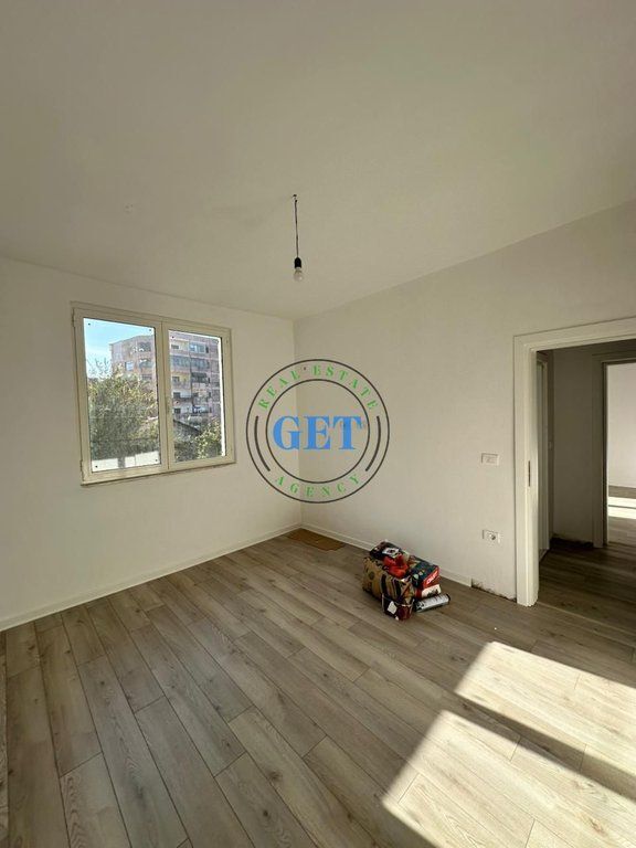 OKAZION!! Shitet Apartament 2+1, Çezma e Ferrës, Durrës!
