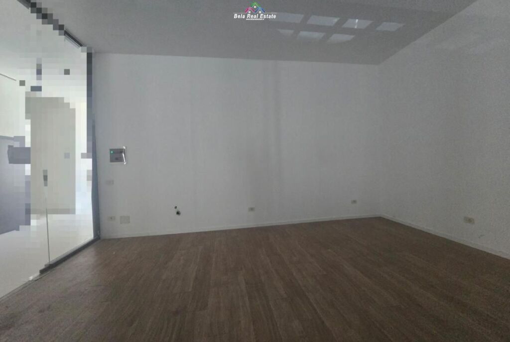 Dyqan Me Qera Tek Mine Peza (ID BD21915) Tirane